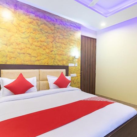 Super Oyo Hotel O Red Stone Inn New Delhi Eksteriør billede