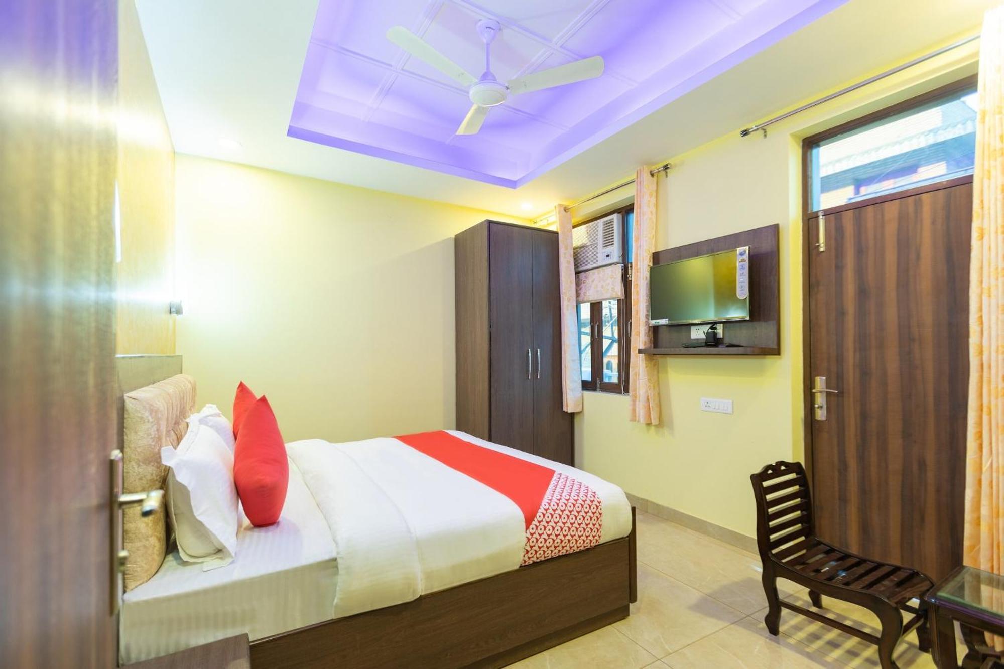 Super Oyo Hotel O Red Stone Inn New Delhi Eksteriør billede