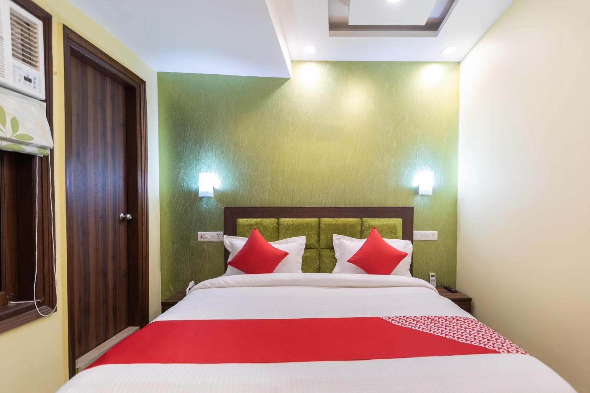 Super Oyo Hotel O Red Stone Inn New Delhi Eksteriør billede
