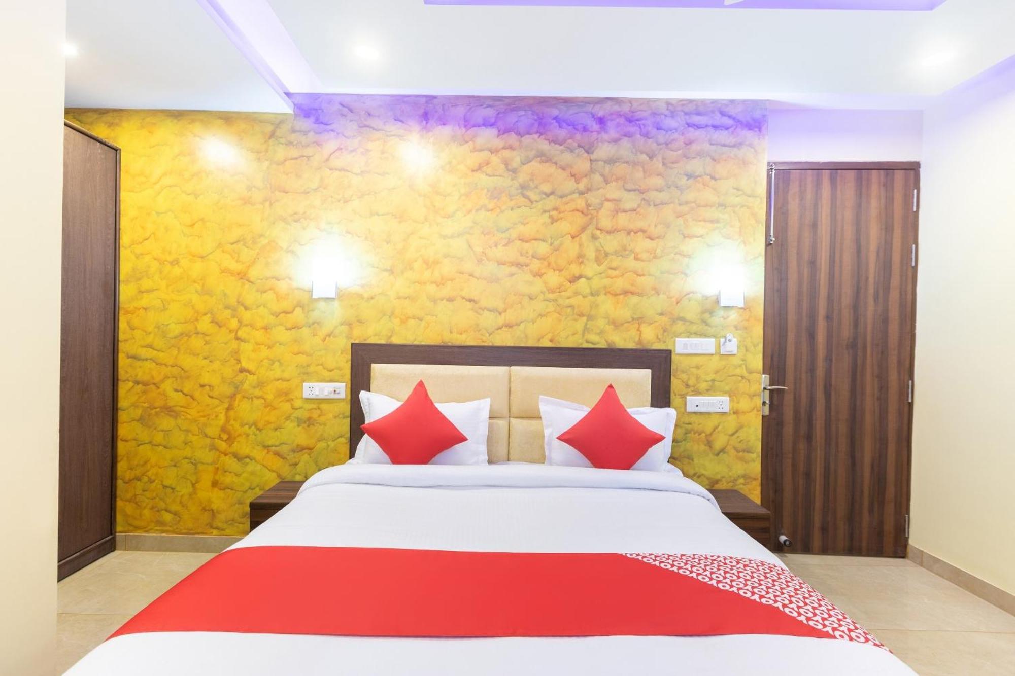Super Oyo Hotel O Red Stone Inn New Delhi Eksteriør billede